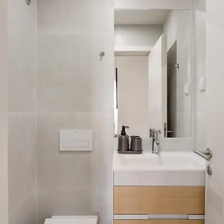 Nest 2br Lägenhet