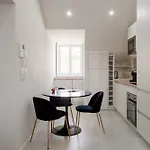 Nest 2br