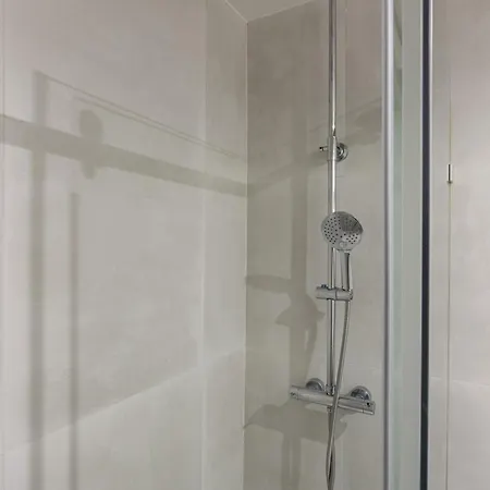 アパート Nest 2br